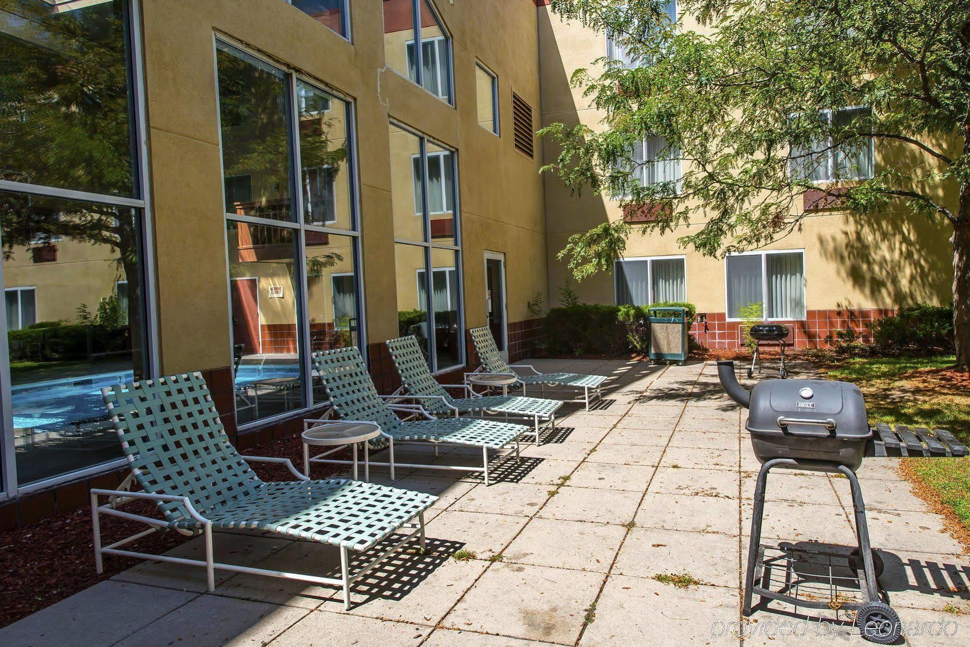 Quality Inn And Conference Center Greeley Downtown Exterior foto